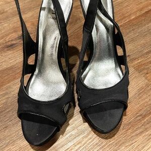 Black peep toe sling back heel